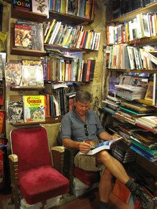 Oldest english bookstore in Paris