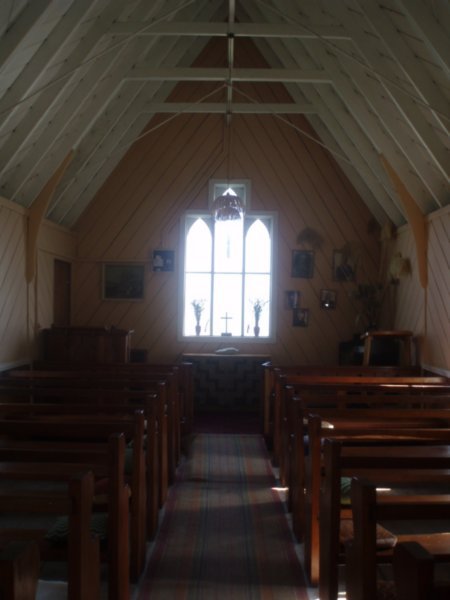 Dans la chappelle - Inside the chapel