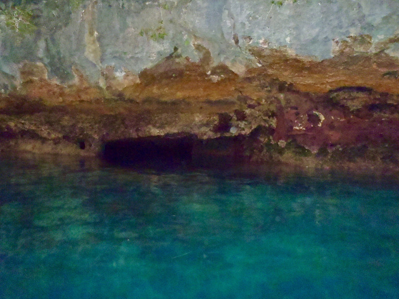 entrance to swim in cave
