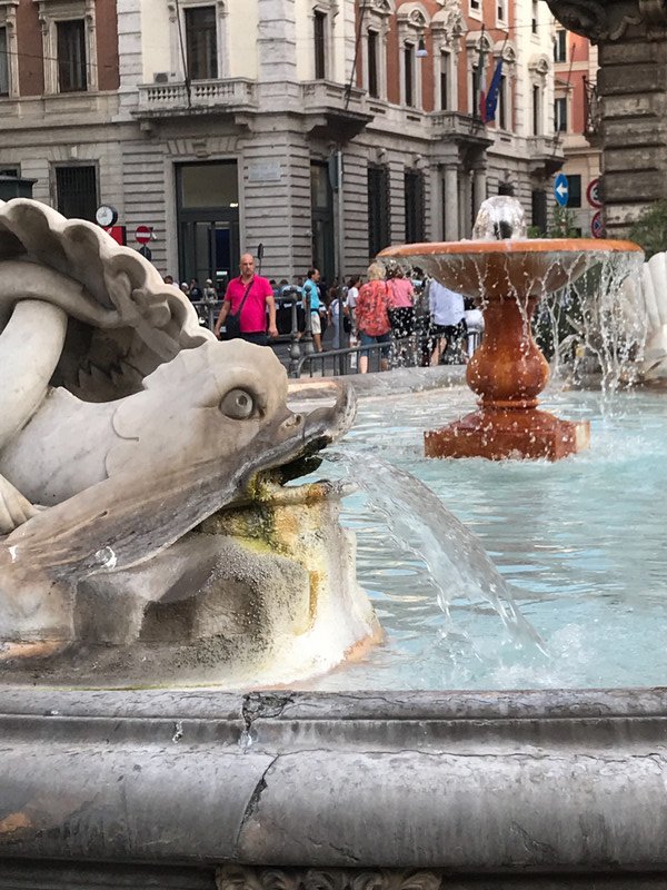 A working fountain