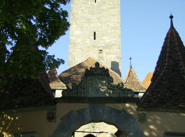 Rothenburg park gate 2