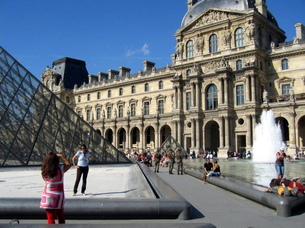 The Louvre On A Hot Day