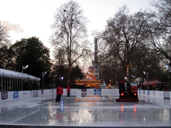 Gettin The Ice Ready At Hyde Park