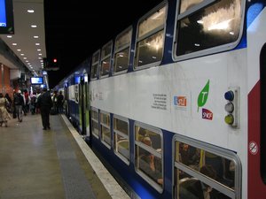 Connecting Train in Paris to Gare de Lyon