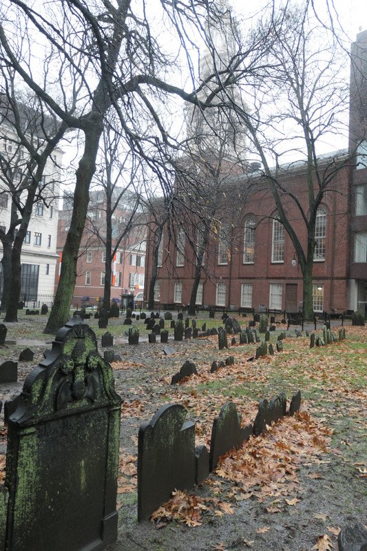 Who doesn’t love an old yard of bones?! This one holds those of Benjamin Franklin’s parents. 