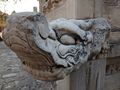 I see a lot of this sculpture of Chinese dragons head 