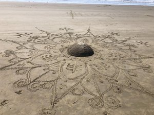 Moeraki Boulders - art work in the sand