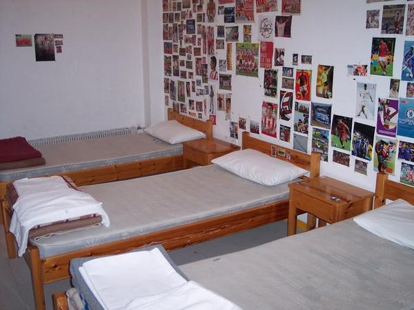 the youth hostel room