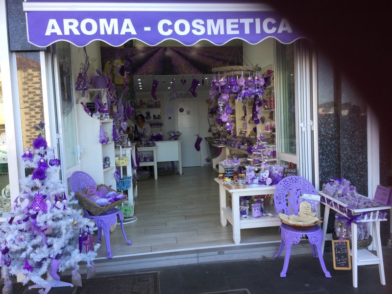 Lavender shop 