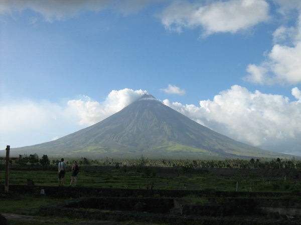 the majestic mayon volcano