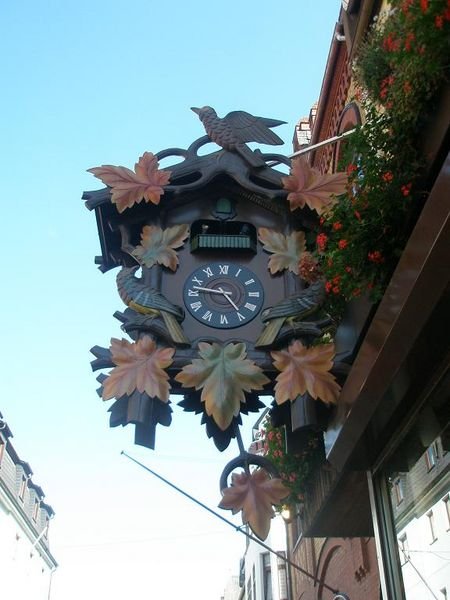 Largest Coo Coo Clock