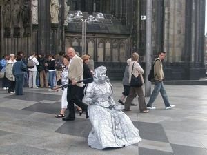'Living Sculpture'