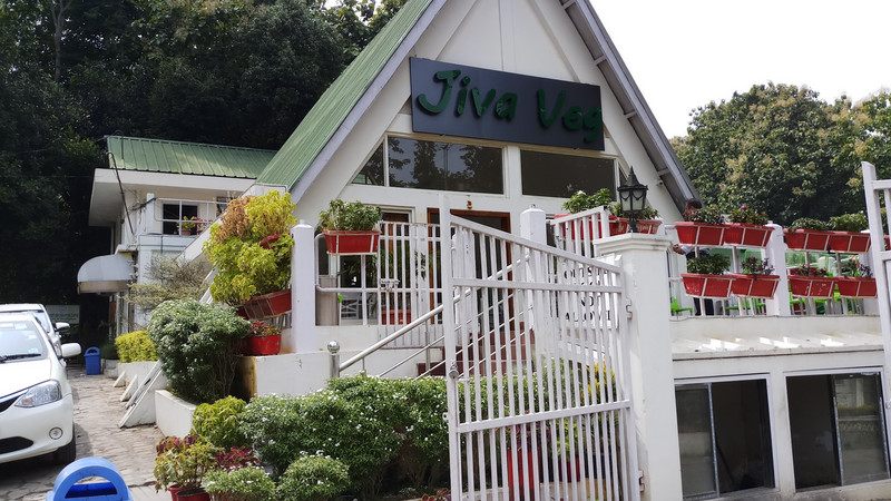 Jiva Veg, Restaurant on the highway to Shillong