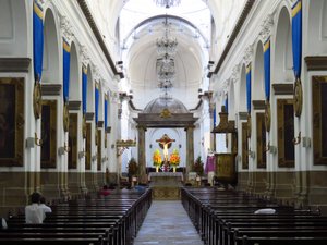 Inside the Catedral Metropolitana del Apóstol Santiago de Guatemala