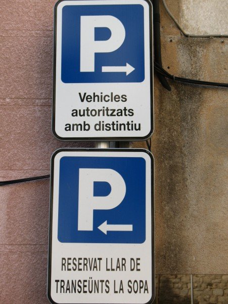 Sign only in Catalán, Girona