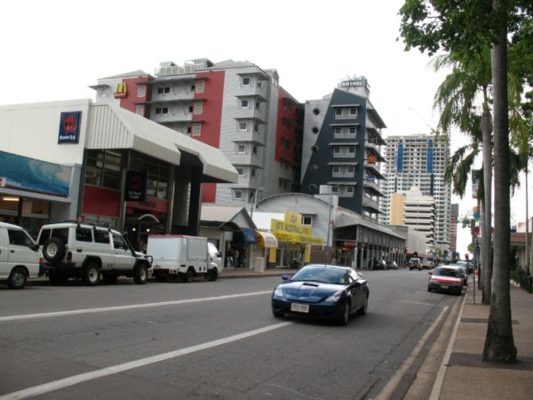Darwin downtown - Knuckey Street