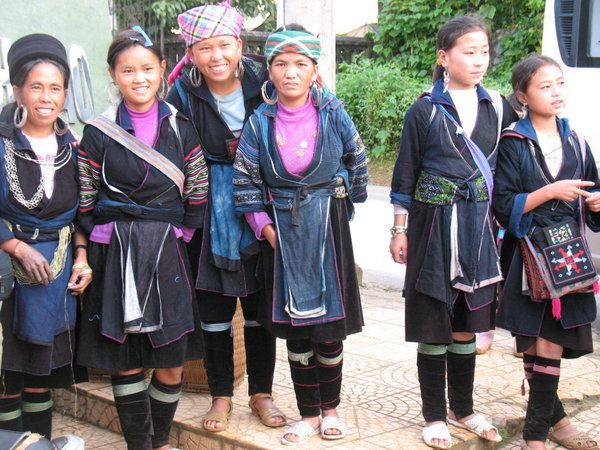 Hmong women and girls in Sa Pa, Vietnam