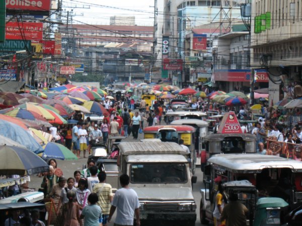 streetscene near LRT station Blumentrit, Manila