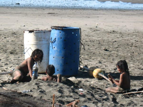 local kids playing at Santa Catalina, Veraguas