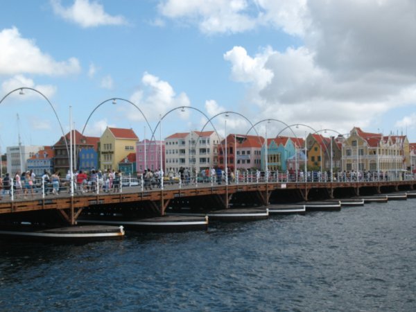 Handelskade & Queen Emmabridge, Willemstad - Curacao