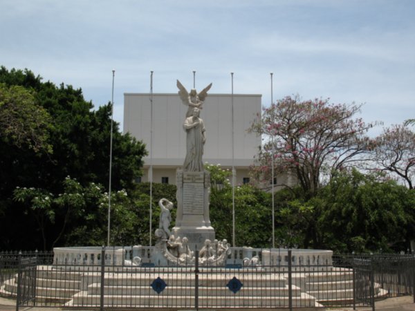 Ruben Dario Park & theatre in background, Managua