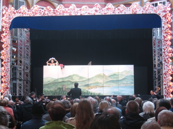 the opera play in Wolfenbuttel; Tobi had to hold those two legs up