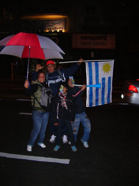 Montevideo after the match vs. Netherlands, fans of the Celeste!