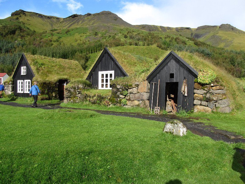 Skógasafn (Skogar Museum); typical turf houses