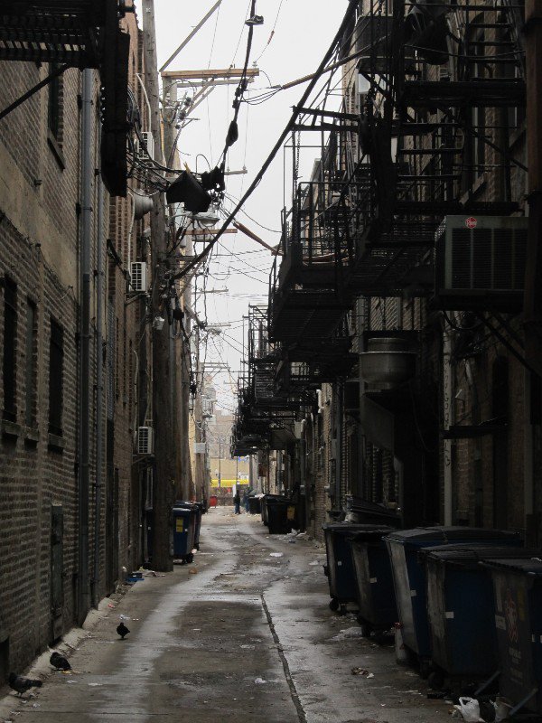 An alley in Chicago.