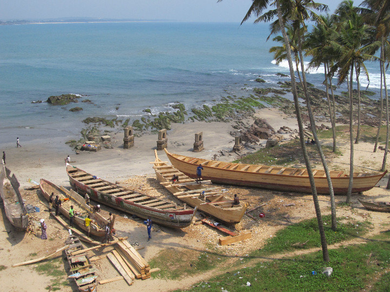 Making boats in the beach in Elmina