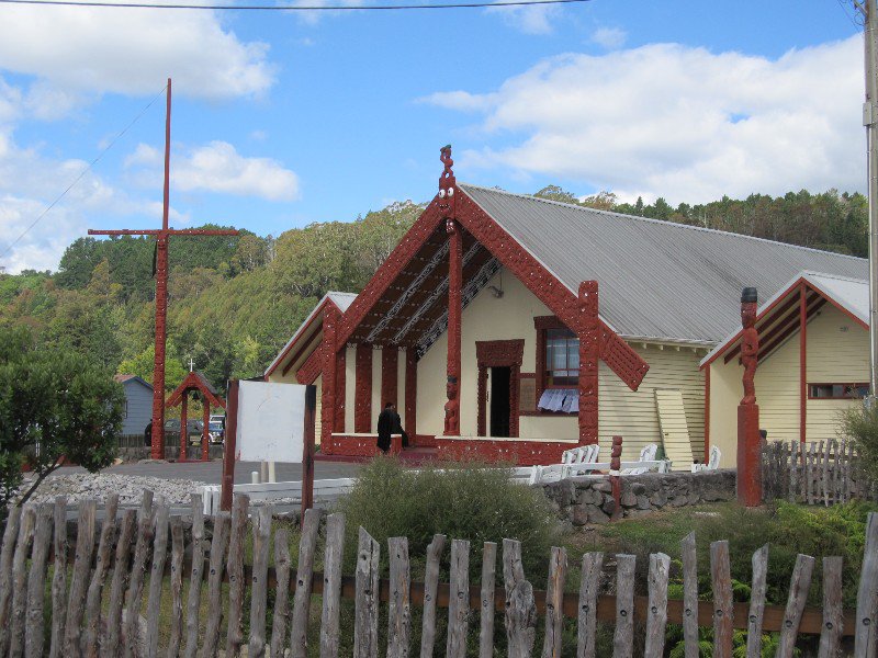 The "wharenui" (communal house) in Whakarewarewa village