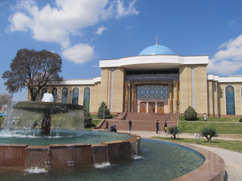 O’zbek Liboslari Galereyasi, Tashkent
