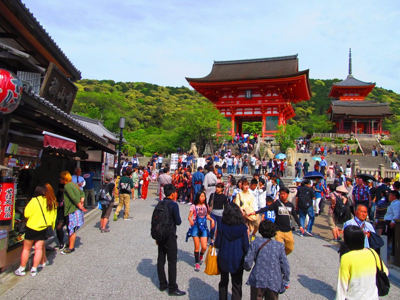entrance to Kiyomizu-dera Temple, Kyoto