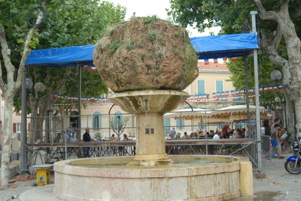 The fountain in  Le Beausset
