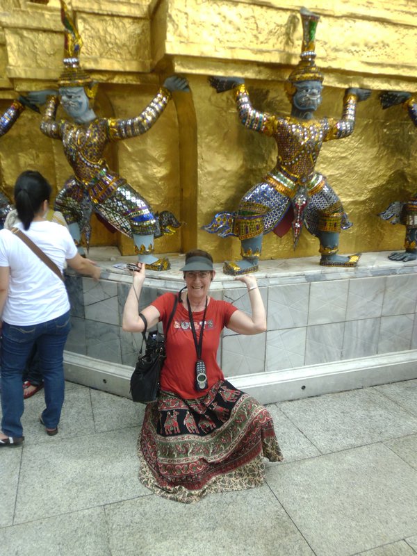 Caroline at the Emerald Budha Temple