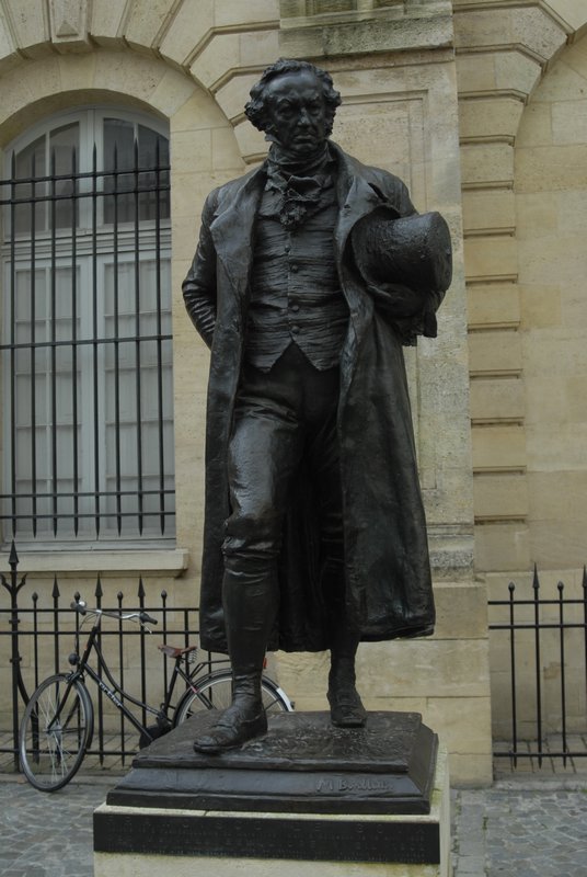 Goya Statue Bordeaux