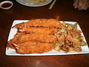 Lunch in yangon (fried prawn)