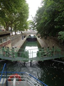 Canal St Martin