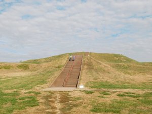 Cahokia Mounds State Historic Site 