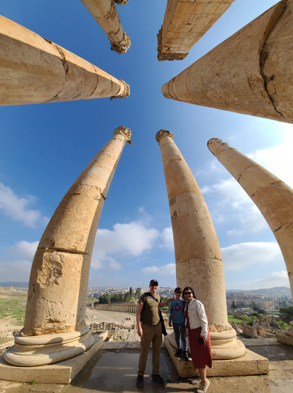 Jordanian camera tricks at Jerash