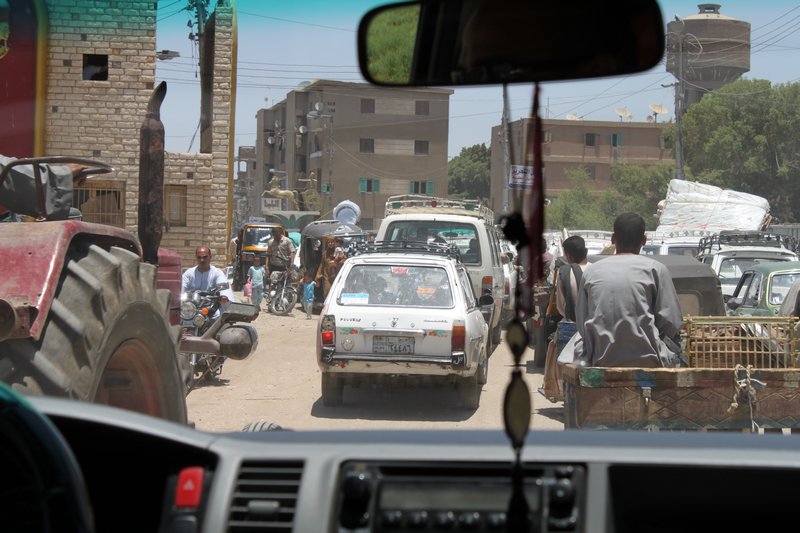 Traffic on way to Abydos & Dendarra