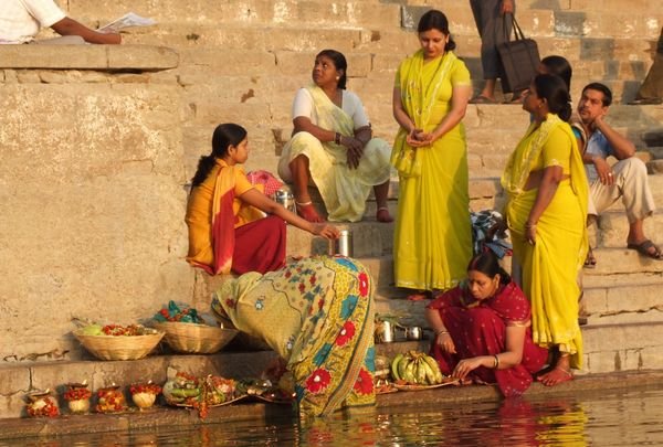 Making offerings on the Ganges