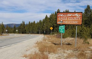 Eagle_County_welcome_sign