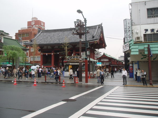 The gate at Sensoji Temple
