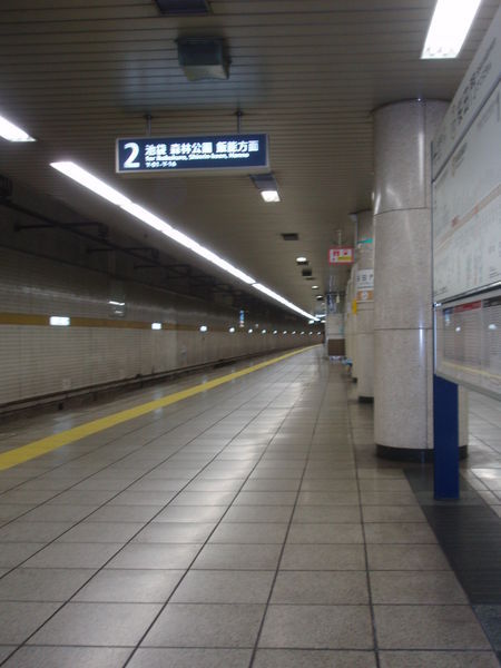 an empty platform, Tokyo