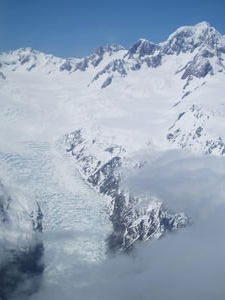 you can see tghe glacier there as well...think the sights were distracting me from what i was jsut about to do!!!!!!