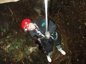 me absailing down into the caves!!!!