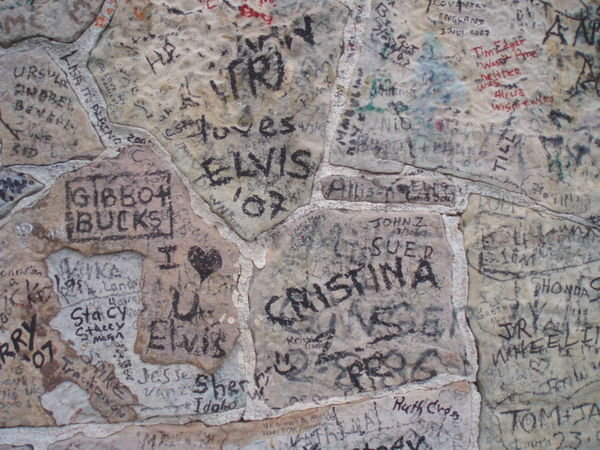 Wishes to the King at Graceland