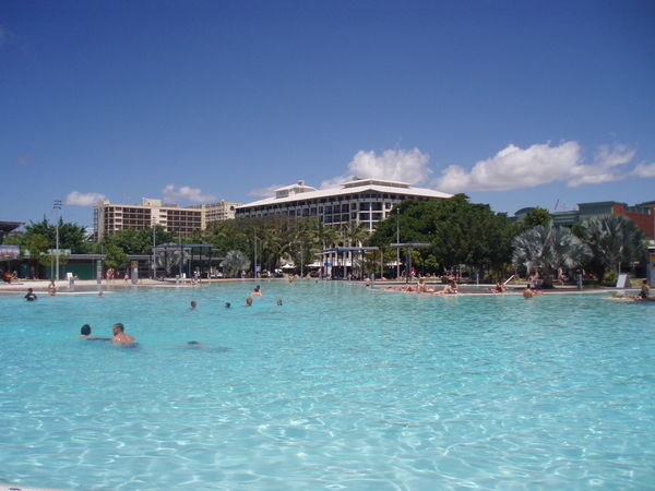 Free Public Pool in Cairns