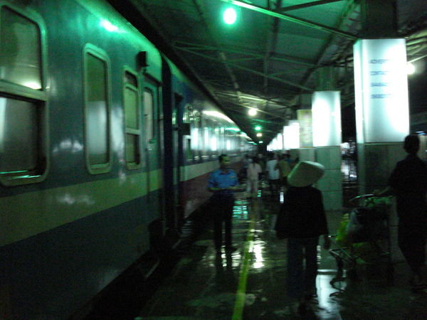 Arriving for the Saigon > Hue' Night Train
